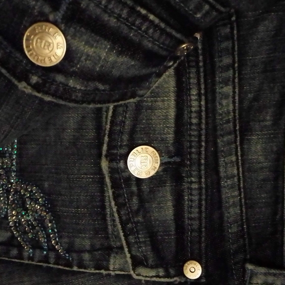 Rock N Republic Flared Jeans - Picture 3 of 5